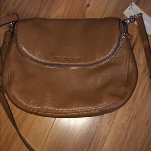 Micheal Kors Crossbody